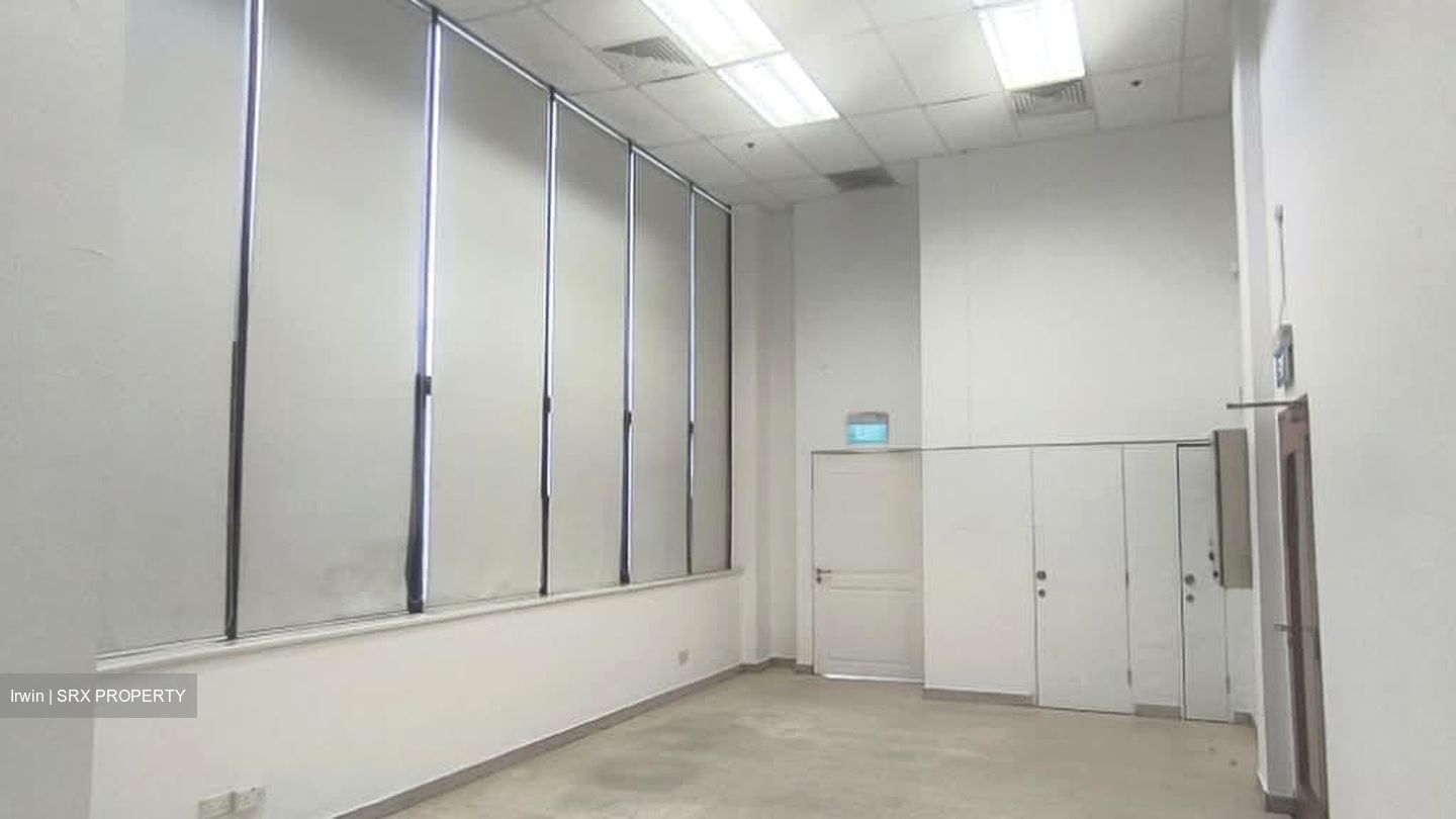 Toh Guan Road (D22), Warehouse #576601091